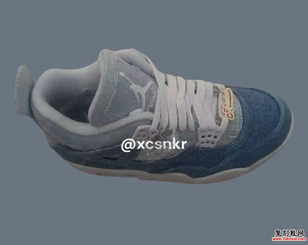 首先看看Air Jordan 4 Denim 2025 IB6716-100，它采用蓝色牛仔鞋面，白色鞋带，舌头上绣有Jumpman品牌标识，金色dubrae。