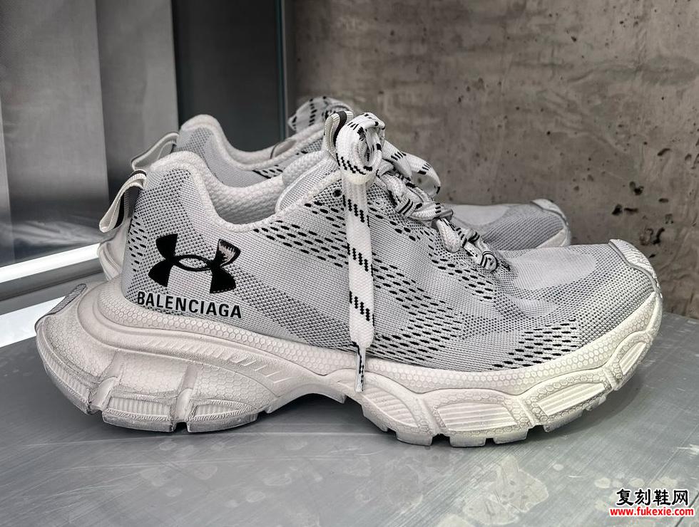 BALENCIAGA X UNDER ARMOUR 鞋履系列 2025 年春季发布